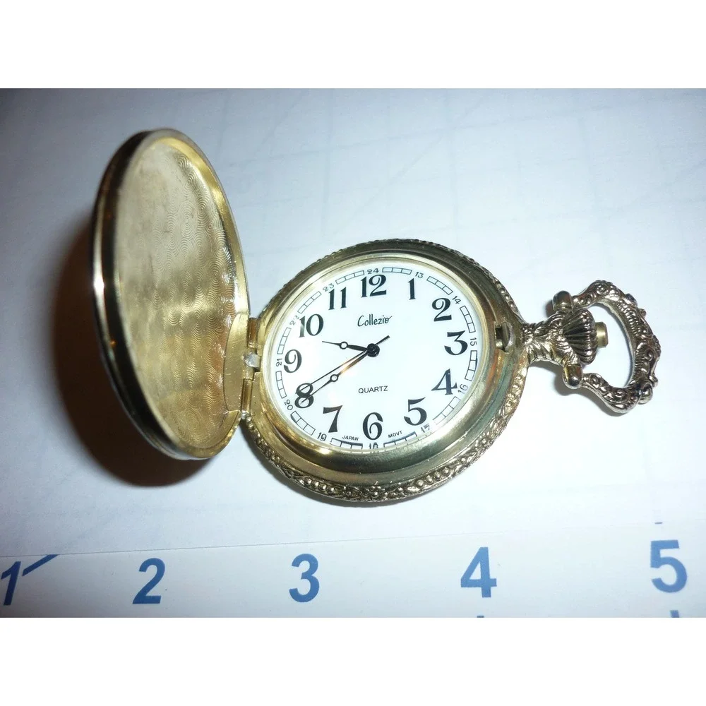 Collezione Quartz Pocket Watch Gold Tone Engraved Case Men's‎ Style